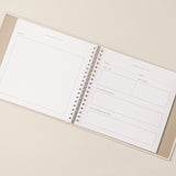 Album de bebe primeros recuerdos de tu recién nacido, regalo perfecto para regalar baby shower album fotos de bebe y scrapbooking sostenible.