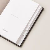 Diario de viajes para anotar aventuras, regalo para viajeros. Traveler viajes, vive tu viaje con el diario de los viajes, sostenible con tus recuerdos haciendo turismo.