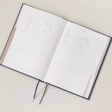 ¿Libro diario que es?un Journal para anotas tus lecturas de libros diarios, para regalar a la loca de los libros. Con un diseño de recolección de libros, estudiarlos y calificarlos.