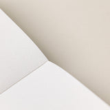 Hojas de pequeña libreta de notas de papel de almendras