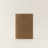 Pequeña libreta de notas de papel de avellanas