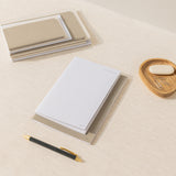 Libretas personalizadas con dos libretas de notas pequeñas para escribir en una libreta bonitas y mantener una agenda este 2022 original. Libretas din a4.